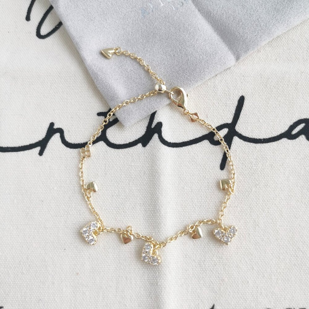 Alicia Bonnie Bracelet - Isabella - White Crystal Gold